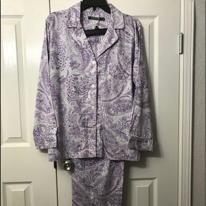 Nice pajamas  Size large